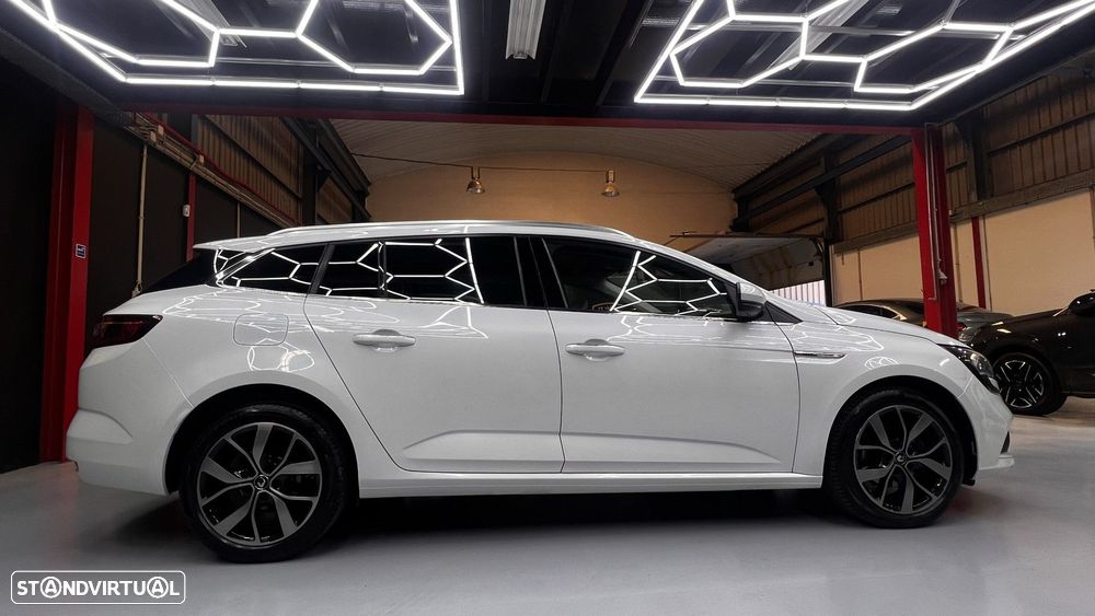 Renault Mégane Sport Tourer 1.5 dCi Bose Edition EDC - 21