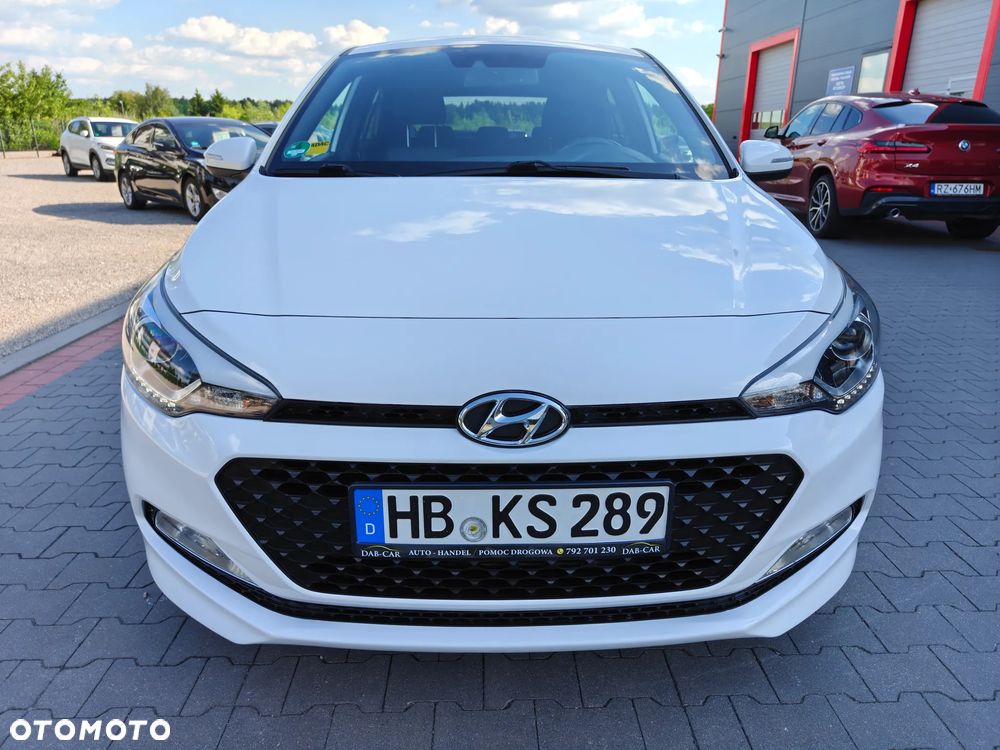 Hyundai i20 1.2 Passion - 10