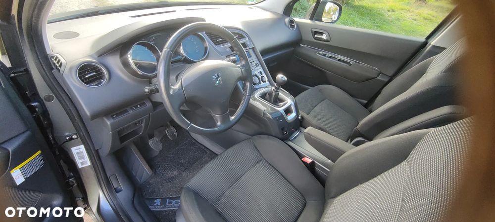 Peugeot 5008 2.0 HDi Allure 7os - 6