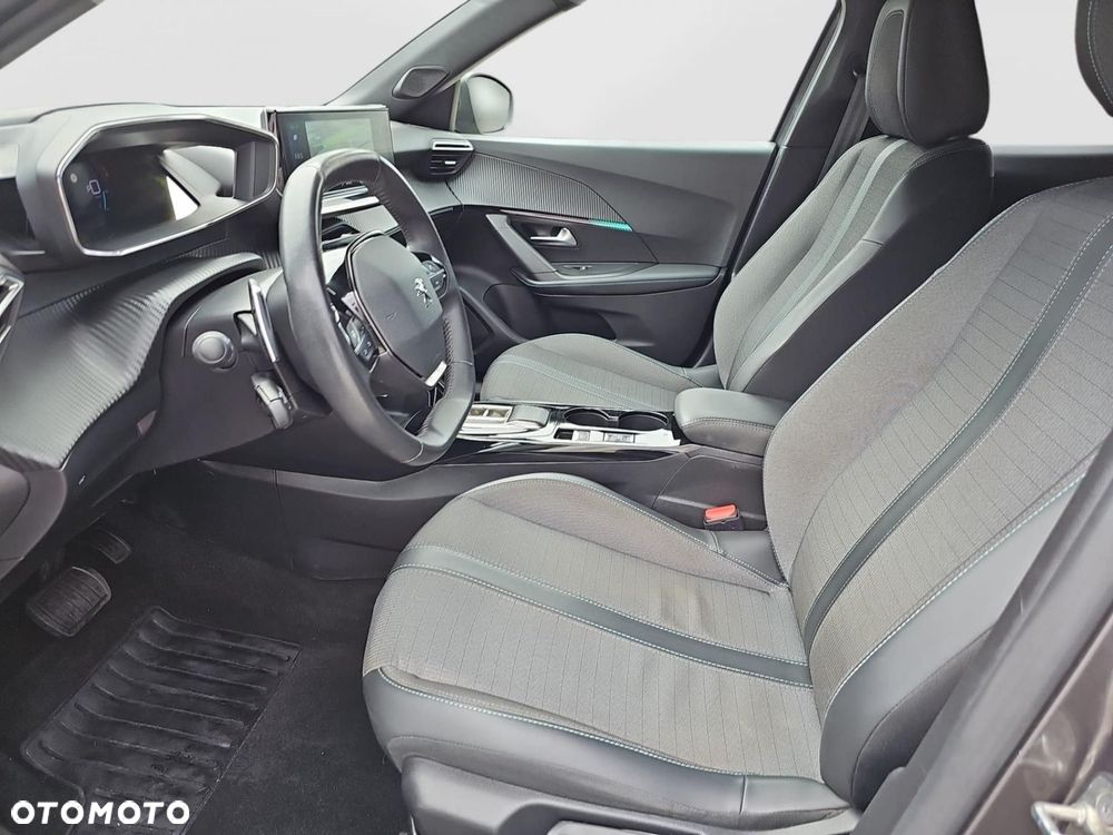 Peugeot 2008 - 22