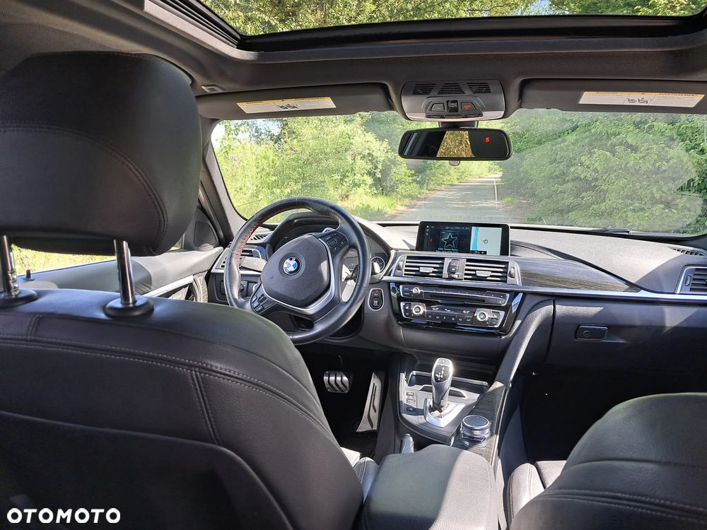 BMW Seria 3 330i - 6