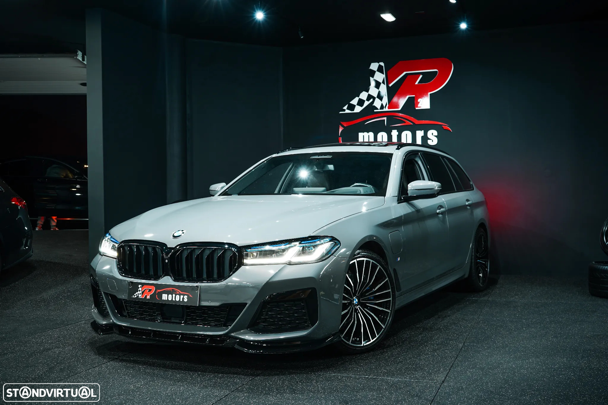 BMW 530 e Pack Desportivo M - 2