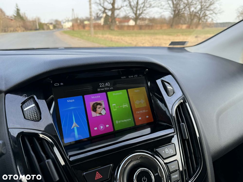 Ford Focus 1.5 TDCi SYNC Edition - 17