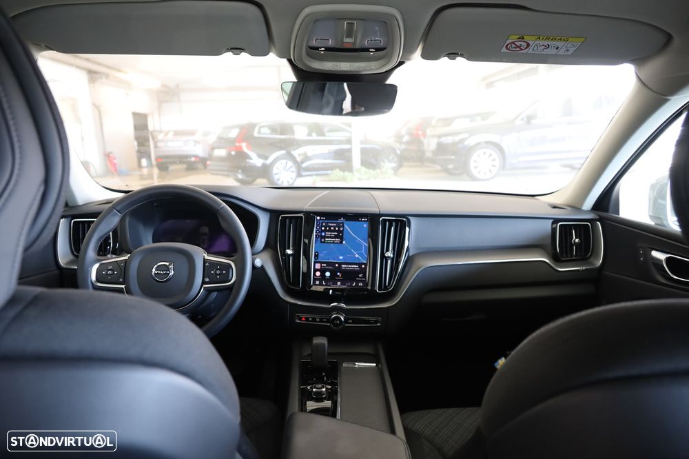 Volvo XC 60 2.0 T6 PHEV Core AWD - 25