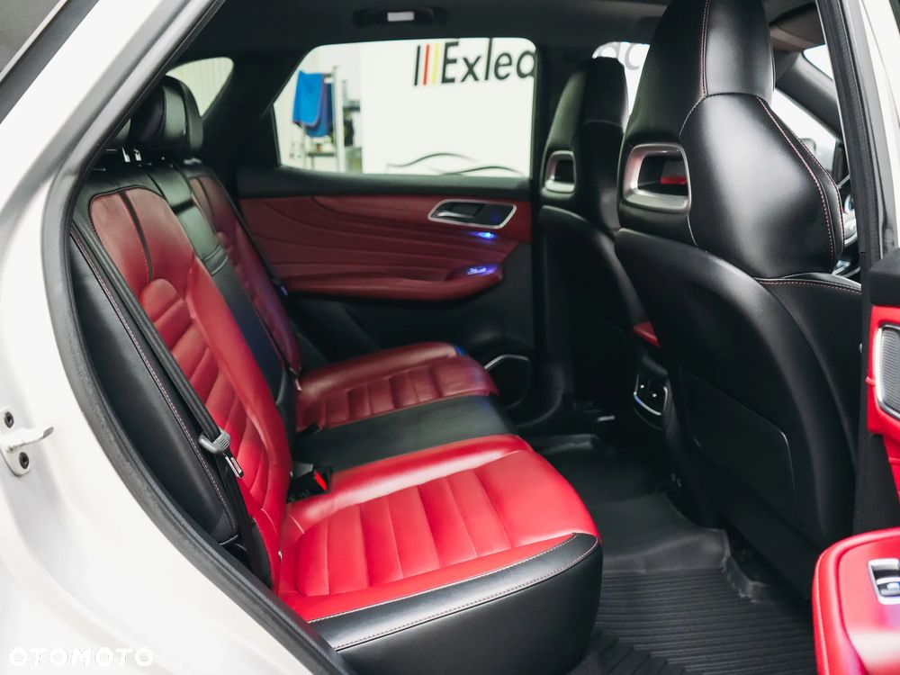 MG HS PHEV Luxury - 35