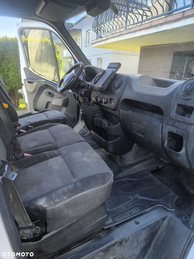 Renault Master III - 10