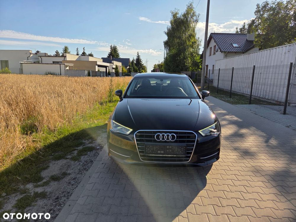 Audi A3 Sportback - 2