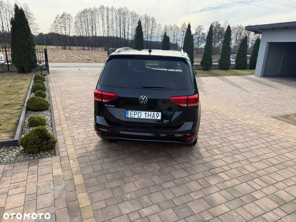 Volkswagen Touran 2.0 TDI SCR DSG UNITED - 12