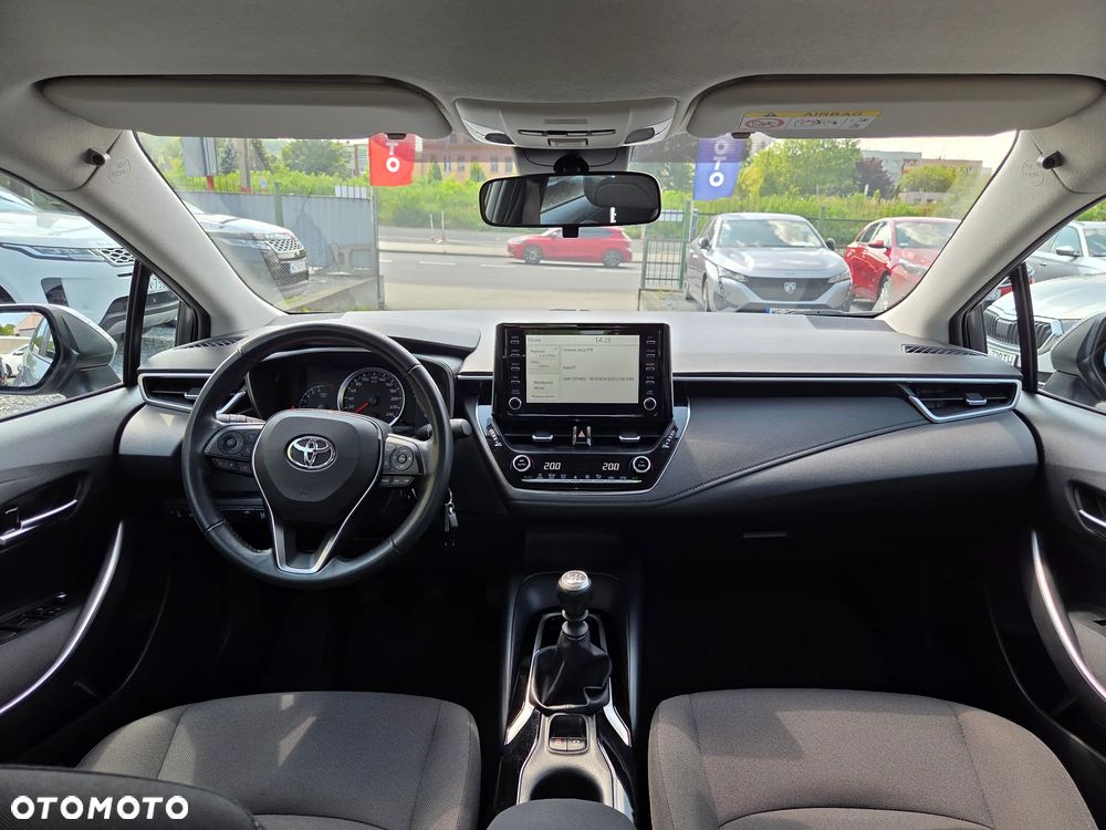 Toyota Corolla 1.5 Comfort - 12