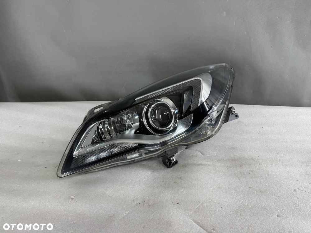 Reflektor Przód strona lewa Opel Insignia A  LIFT XENON 1ZT01116601 - 1
