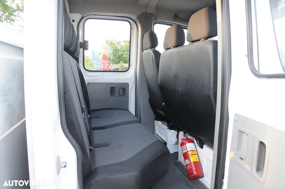 Mercedes-Benz Sprinter - 10