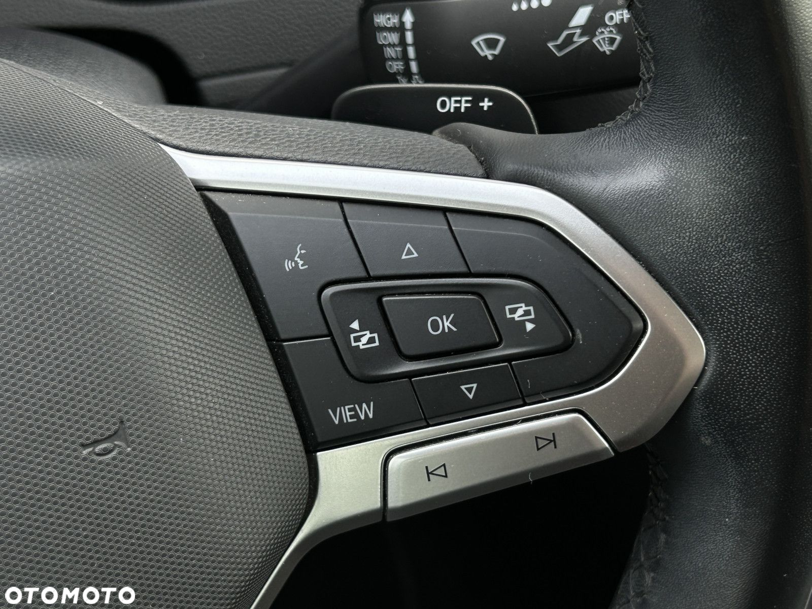 Volkswagen Passat 1.5 TSI EVO Elegance DSG - 23