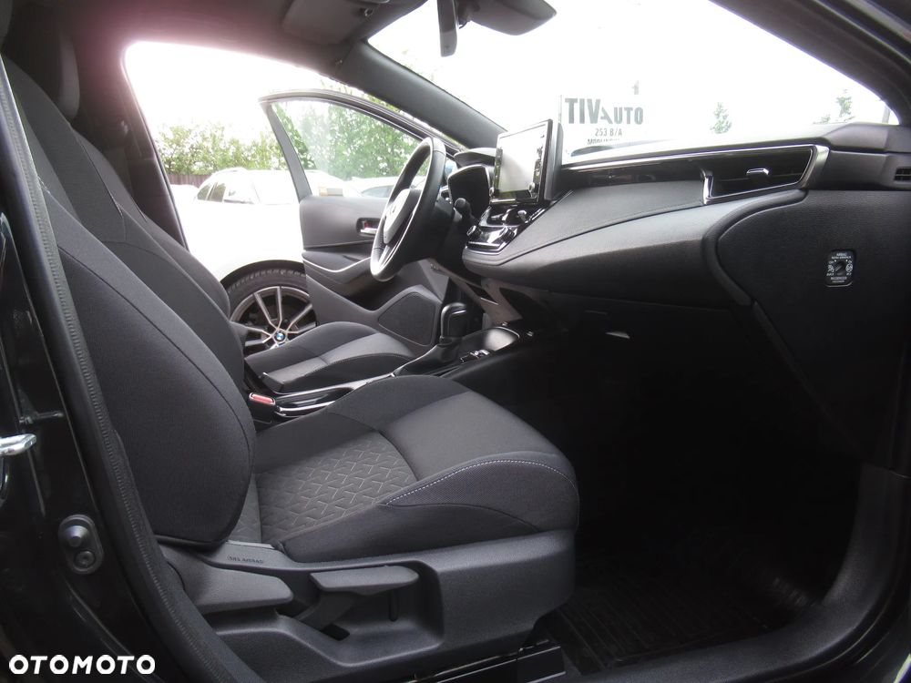 Toyota Corolla 1.8 Hybrid Comfort - 9
