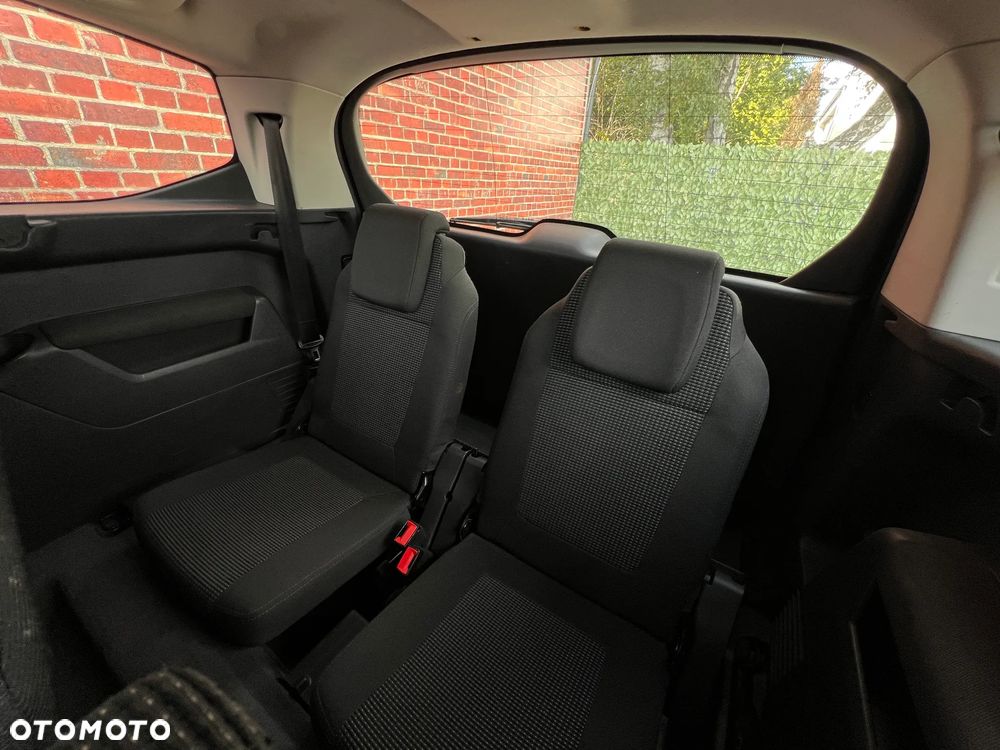 Peugeot 5008 1.6 HDi Premium - 18