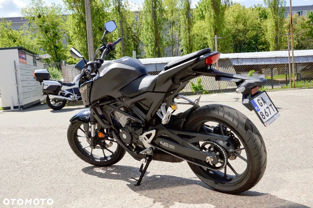 Honda CB - 4