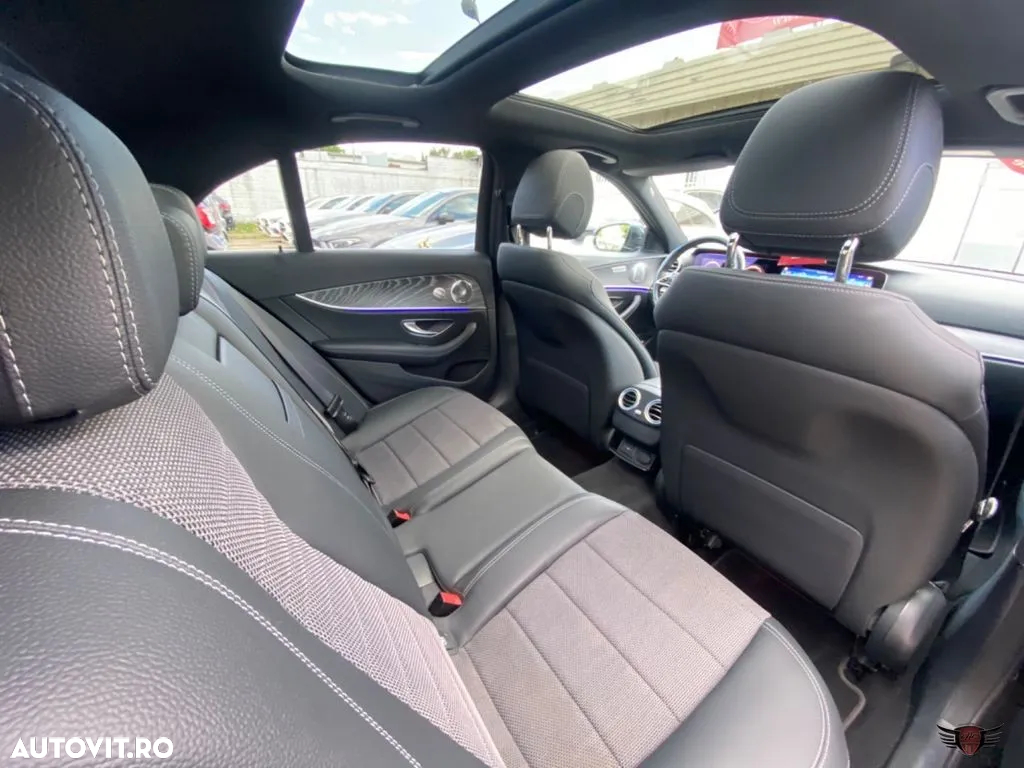 Mercedes-Benz E 300 de 9G-TRONIC AMG Line - 21