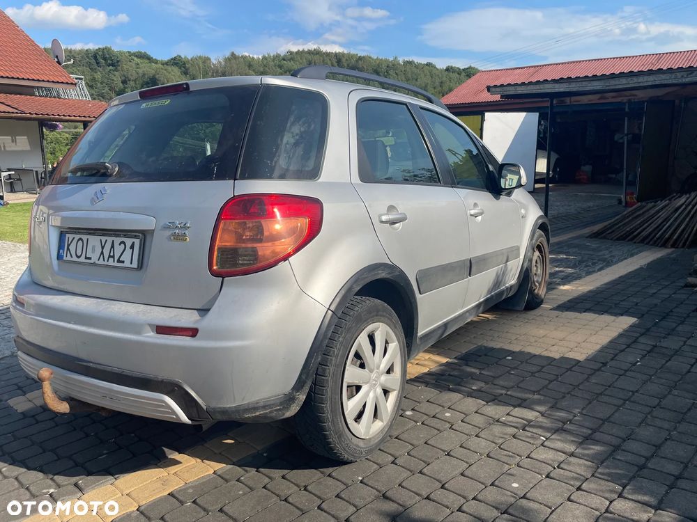 Suzuki SX4 1.9 DDiS 4WD GS / Premium - 4