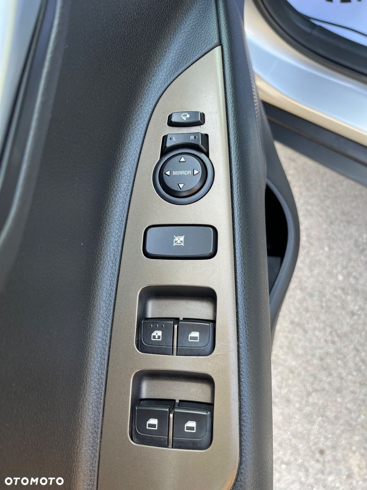 Kia Stonic 1.4 L - 24