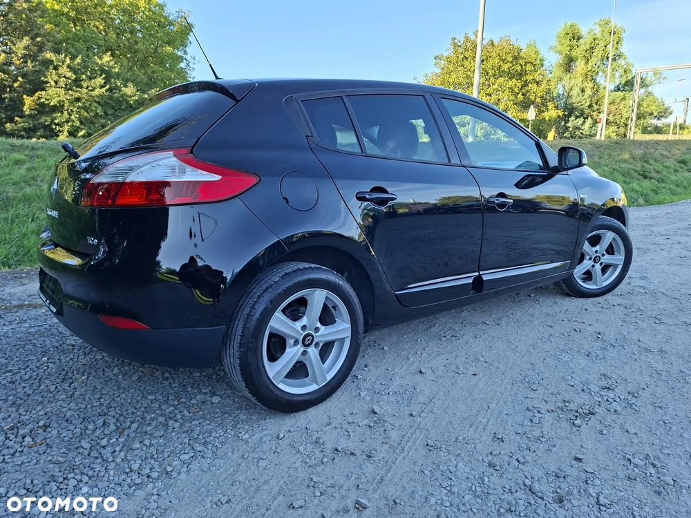 Renault Megane TCe 130 Bose Edition - 7