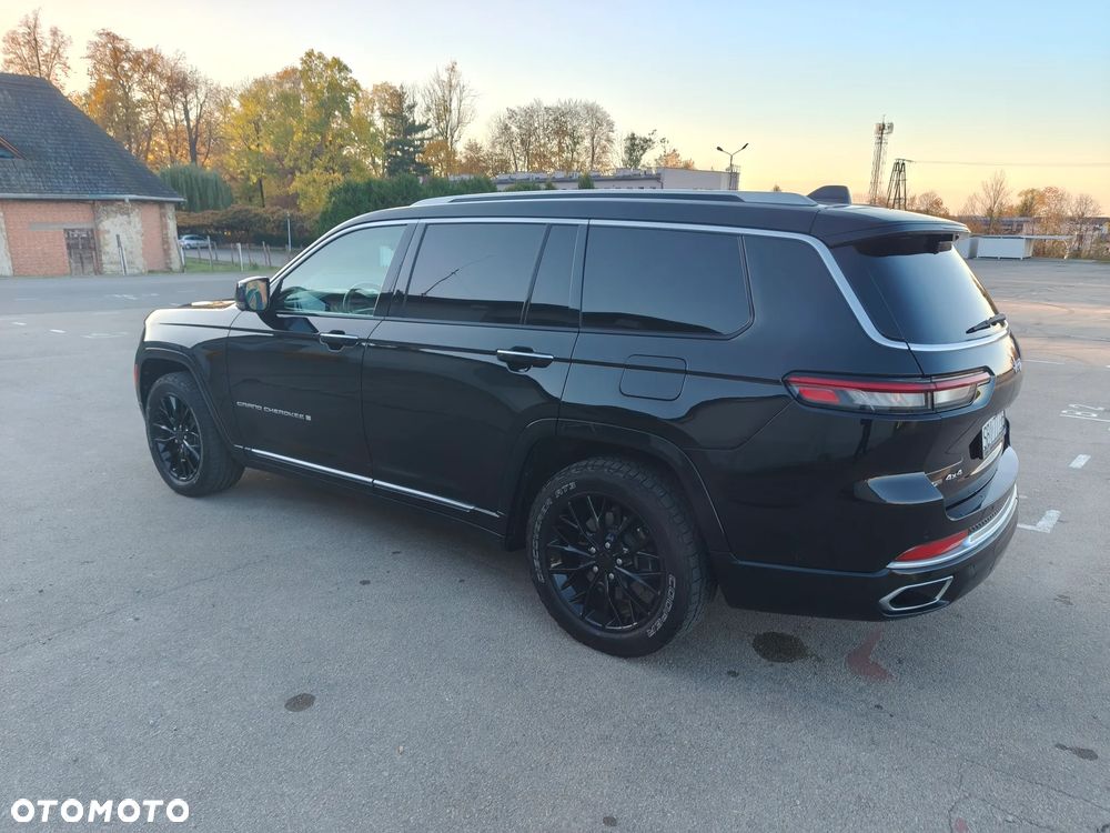 Jeep Grand Cherokee - 17