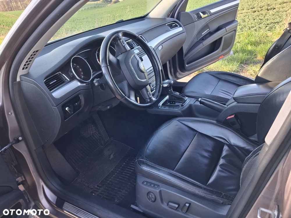 Skoda Superb 2.0 TDI DSG Ambition - 12