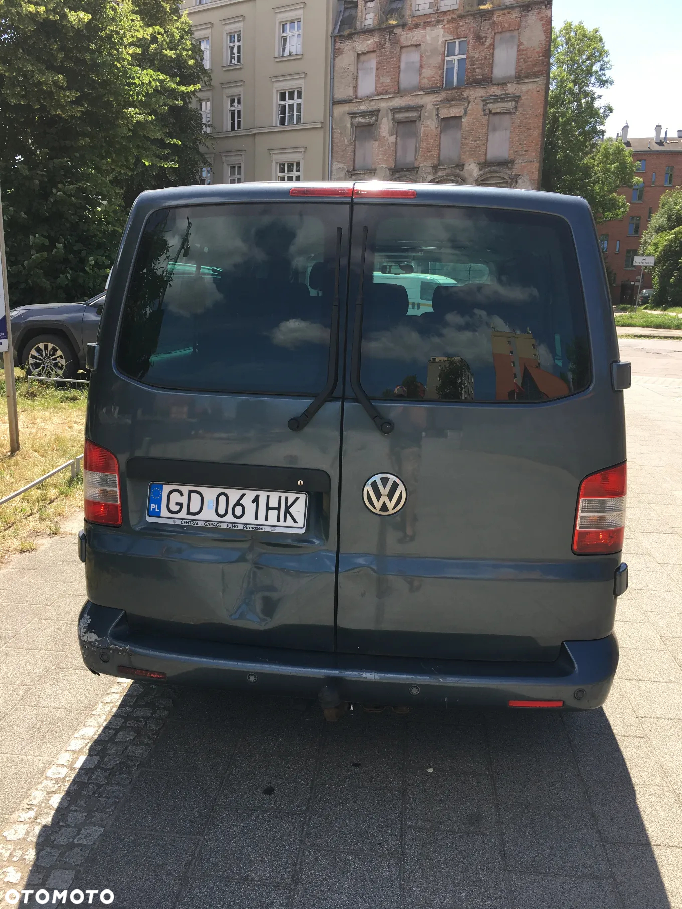 Volkswagen Caravelle - 6