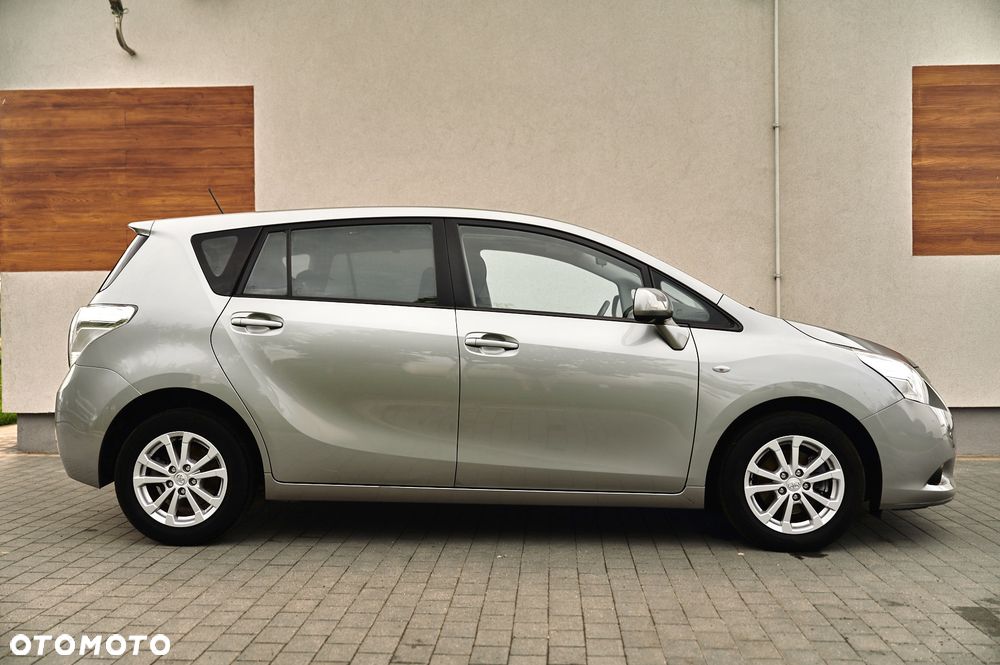 Toyota Verso 1.8 7-Sitzer Skyview Edition - 19