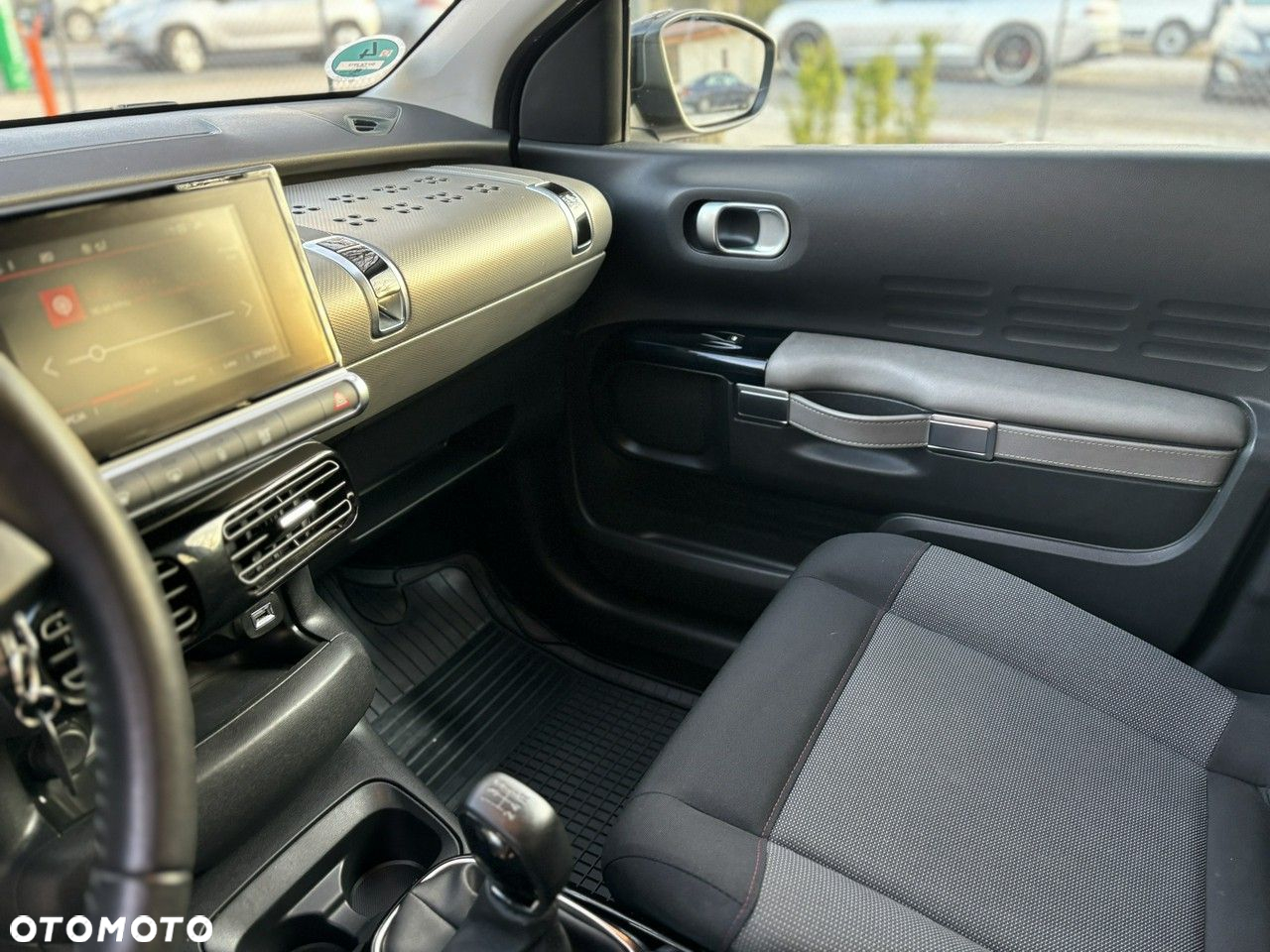 Citroën C4 Cactus - 21