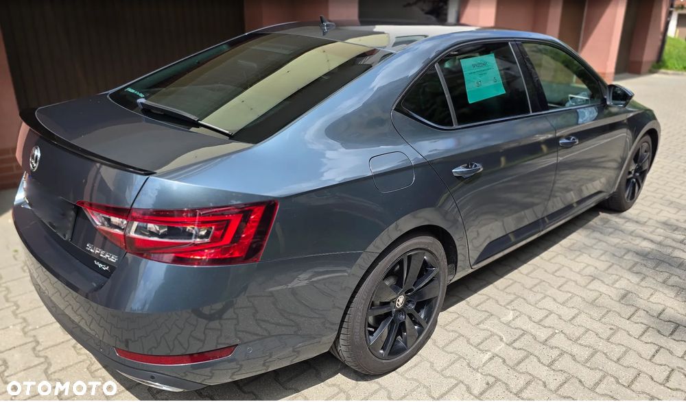 Skoda Superb 2.0 TDI SCR 4x4 Sportline DSG - 6