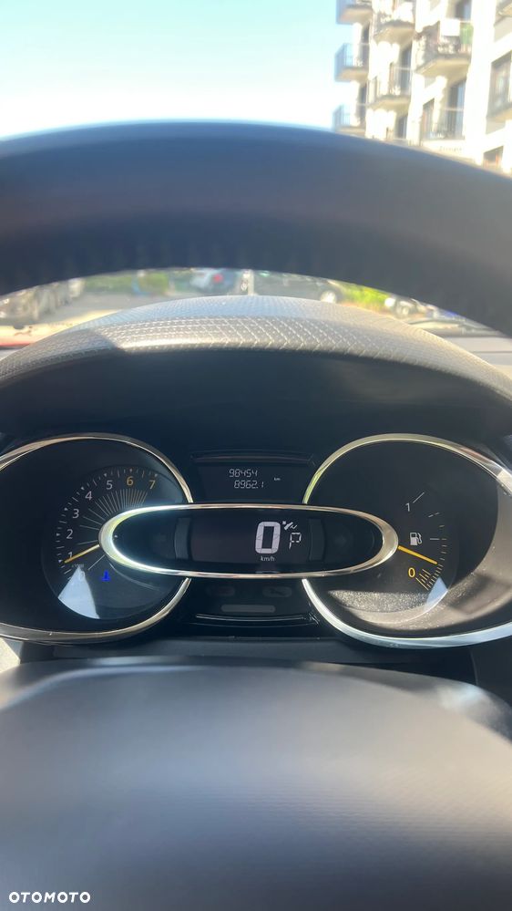 Renault Clio 1.2 TCe Techno Feel EDC - 8