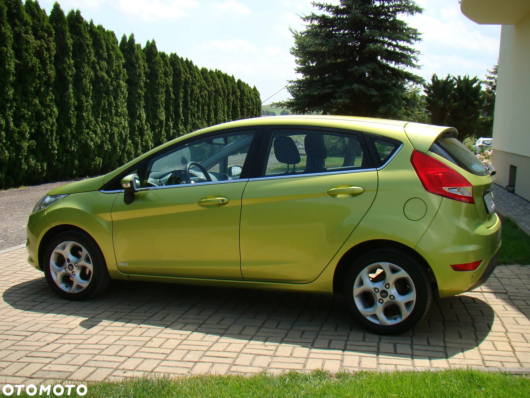 Ford Fiesta - 12