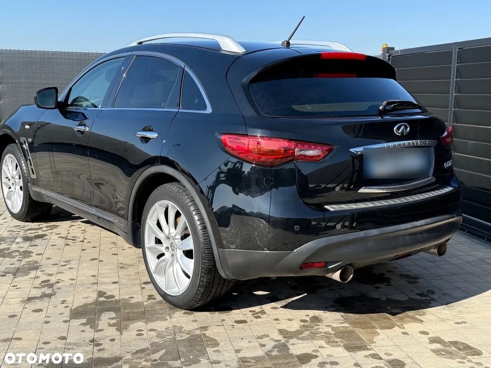 Infiniti QX70 5.0 AWD S Premium - 6