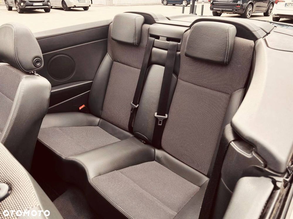 Opel Astra 1.9 CDTI DPF Cosmo - 12