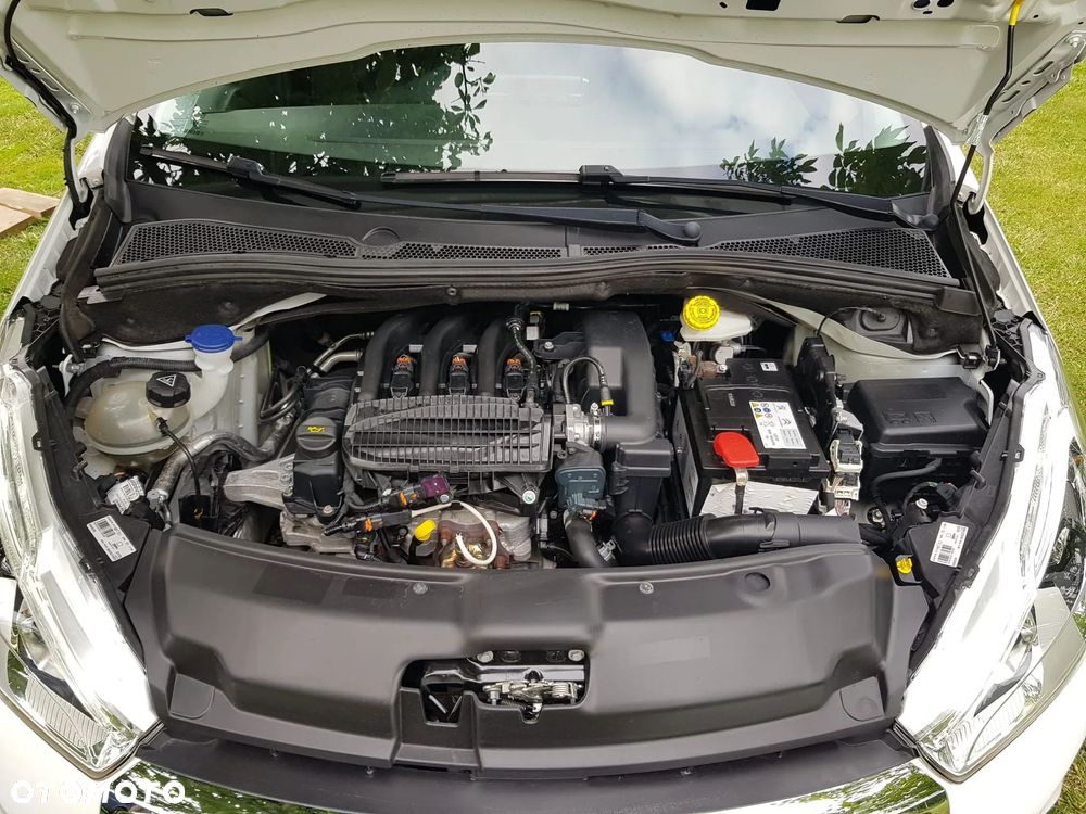 Peugeot 208 1.2 PureTech Style - 15