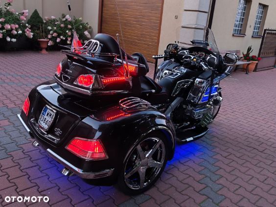 Honda GL - 12