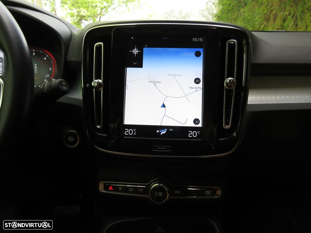 Volvo XC 40 2.0 D3 Momentum Plus Geartronic - 46