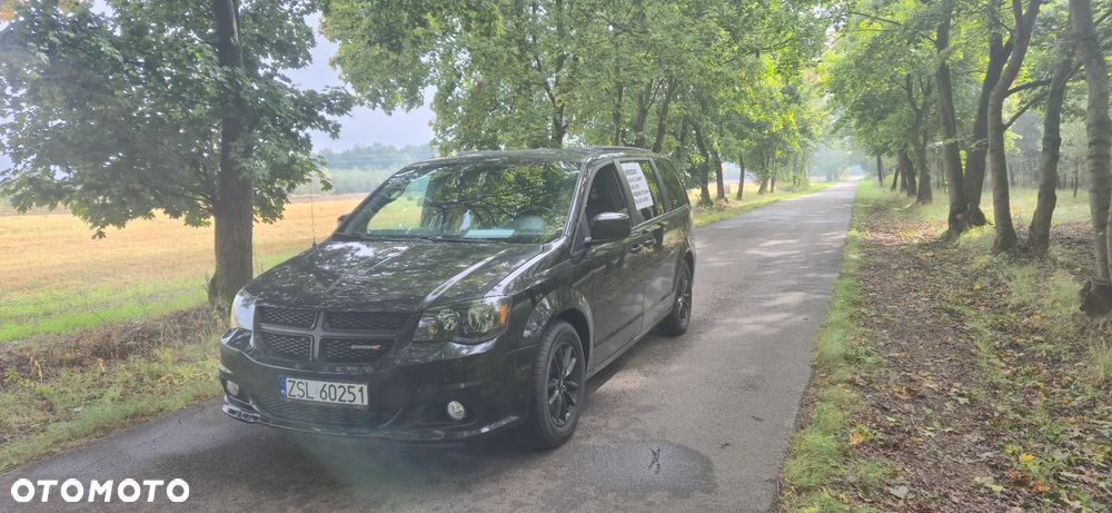 Dodge Grand Caravan - 3
