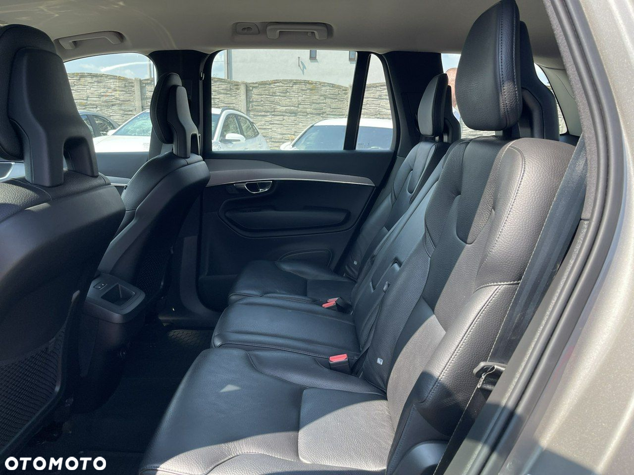 Volvo XC 90 D5 AWD Momentum - 9
