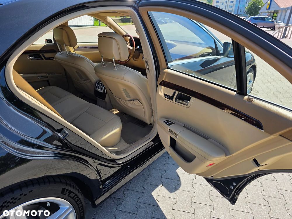 Mercedes-Benz Klasa S 500 BlueEFFICIENCY 4-Matic - 22