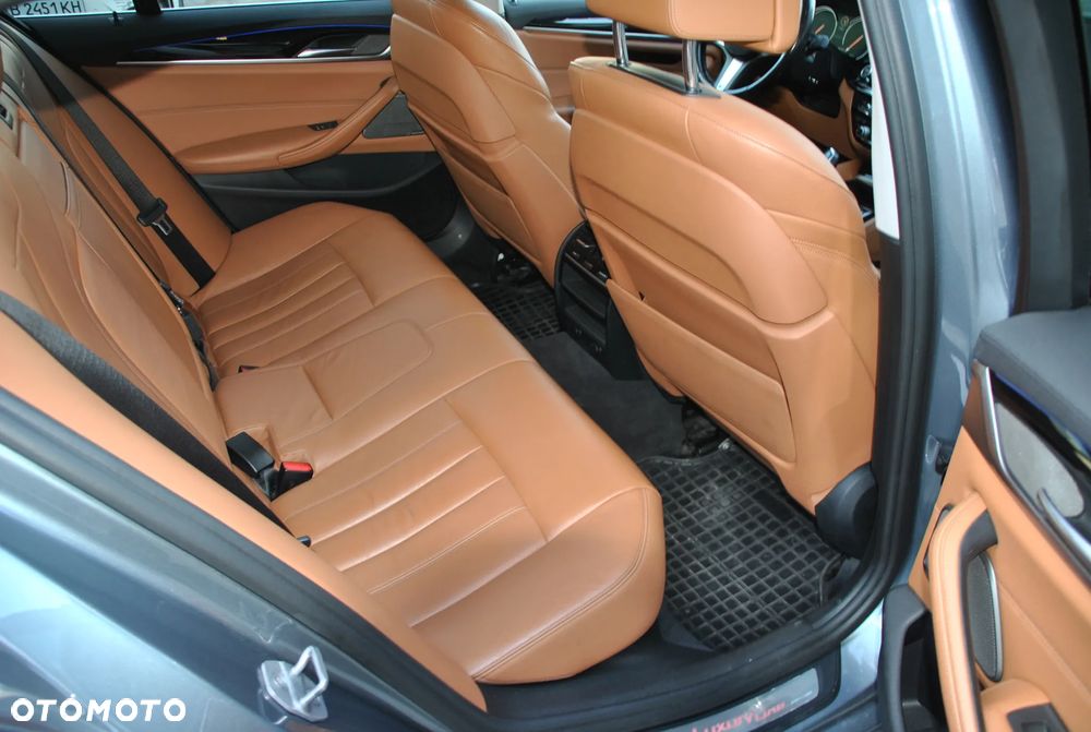 BMW Seria 5 520d Efficient Dynamics Luxury Line sport - 17