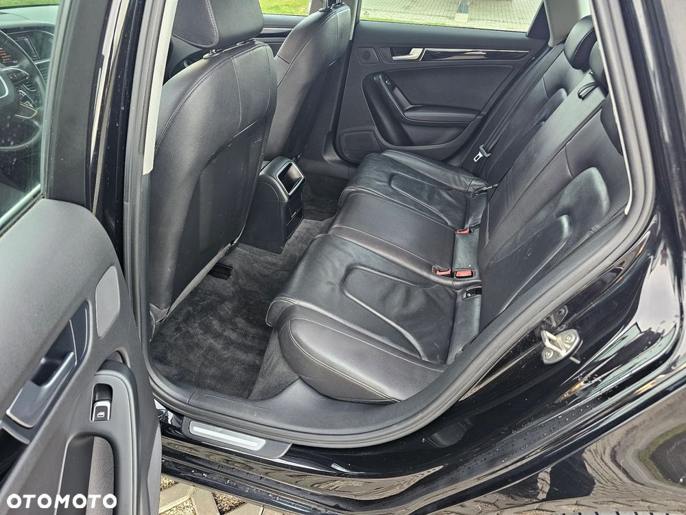 Audi A4 Avant - 10