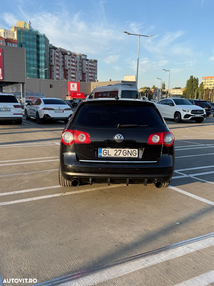 Volkswagen Passat - 2