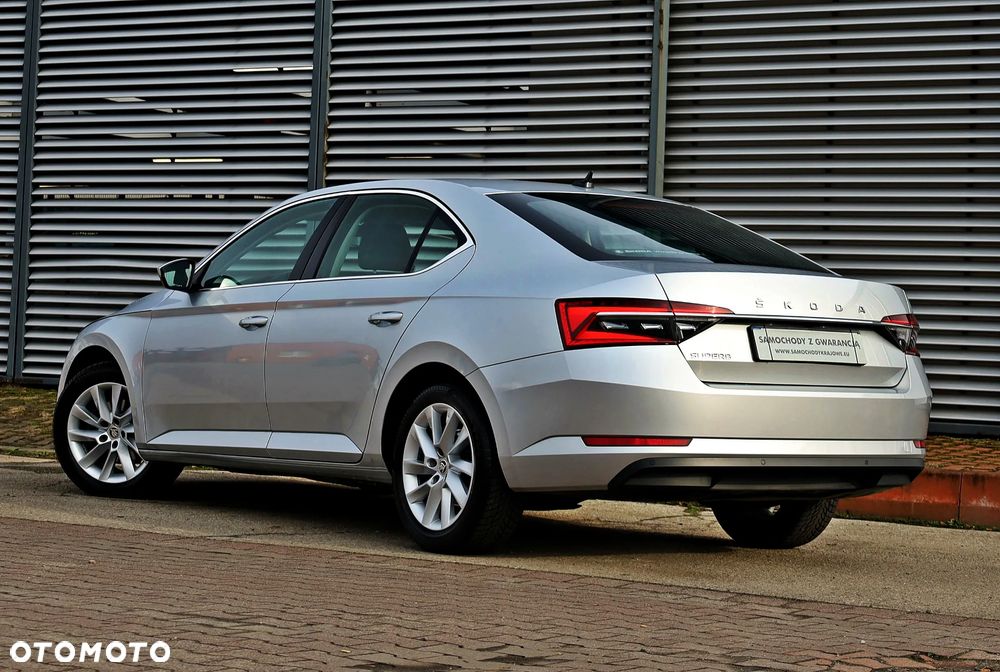 Skoda Superb 2.0 TDI SCR Ambition - 8