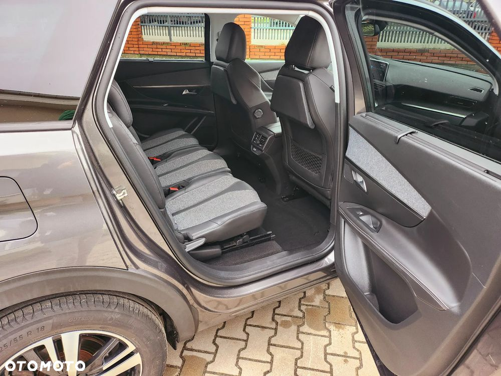Peugeot 5008 1.2 PureTech Allure S&S - 24