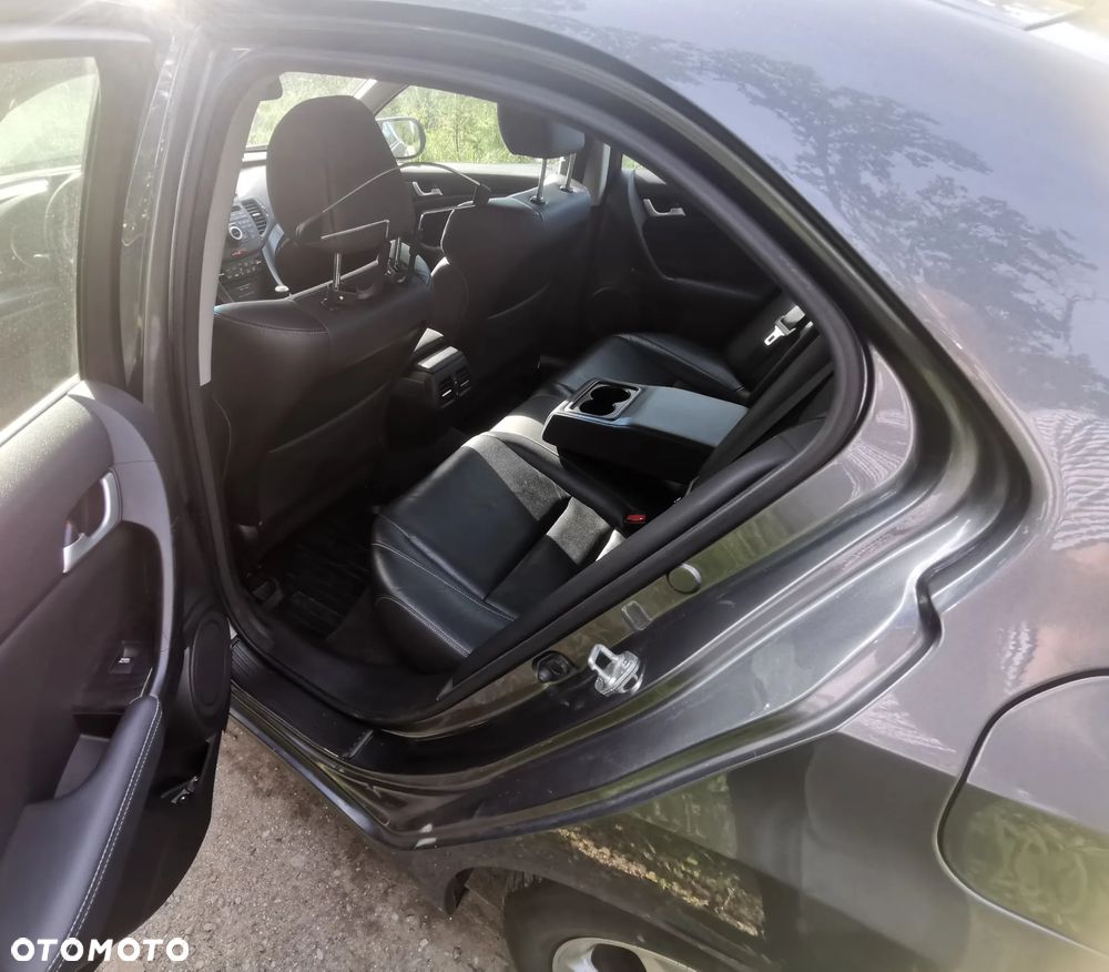 Honda Accord 2.0 Executive Navi - 6