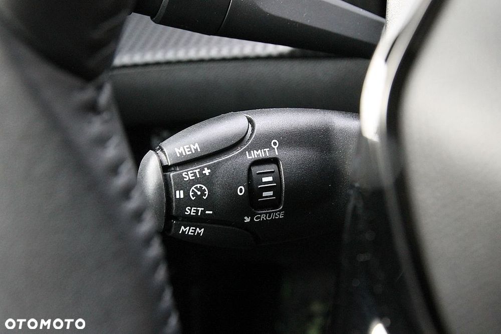Peugeot 208 2024