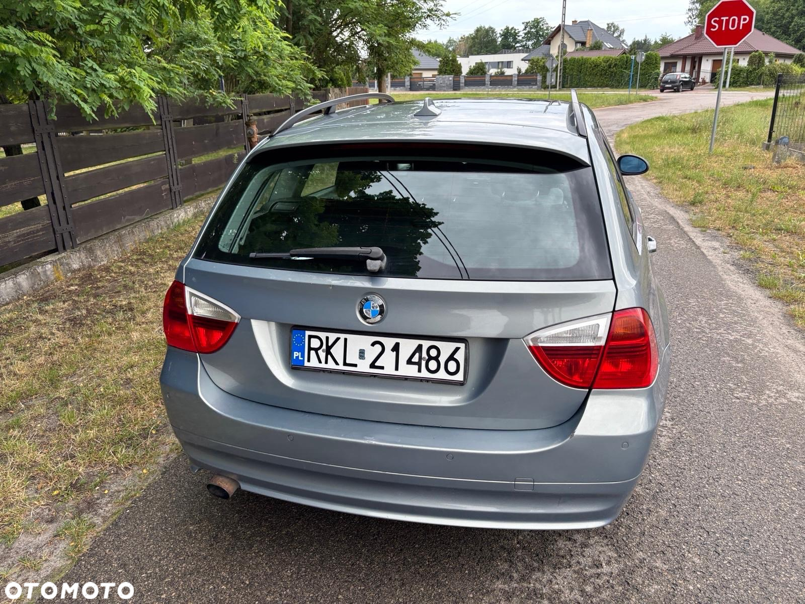 BMW Seria 3 320d DPF Touring - 20
