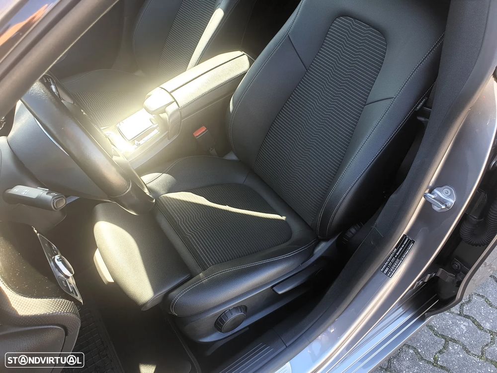 Mercedes-Benz CLA 180 d Progressive - 13