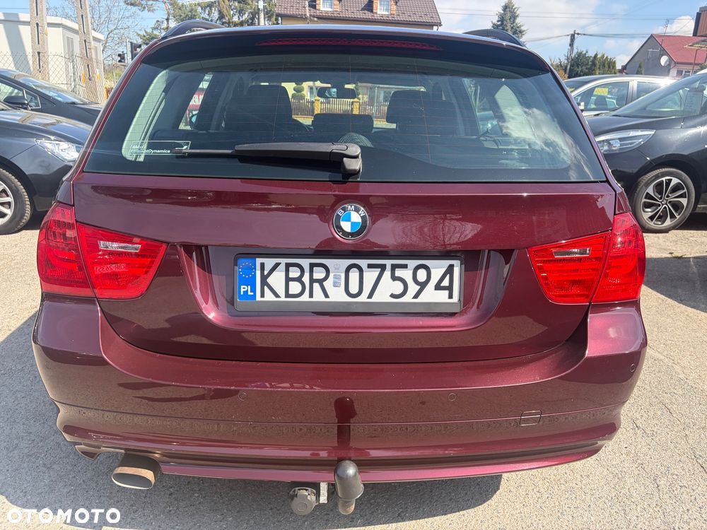 BMW Seria 3 318d DPF Edition Exclusive - 5