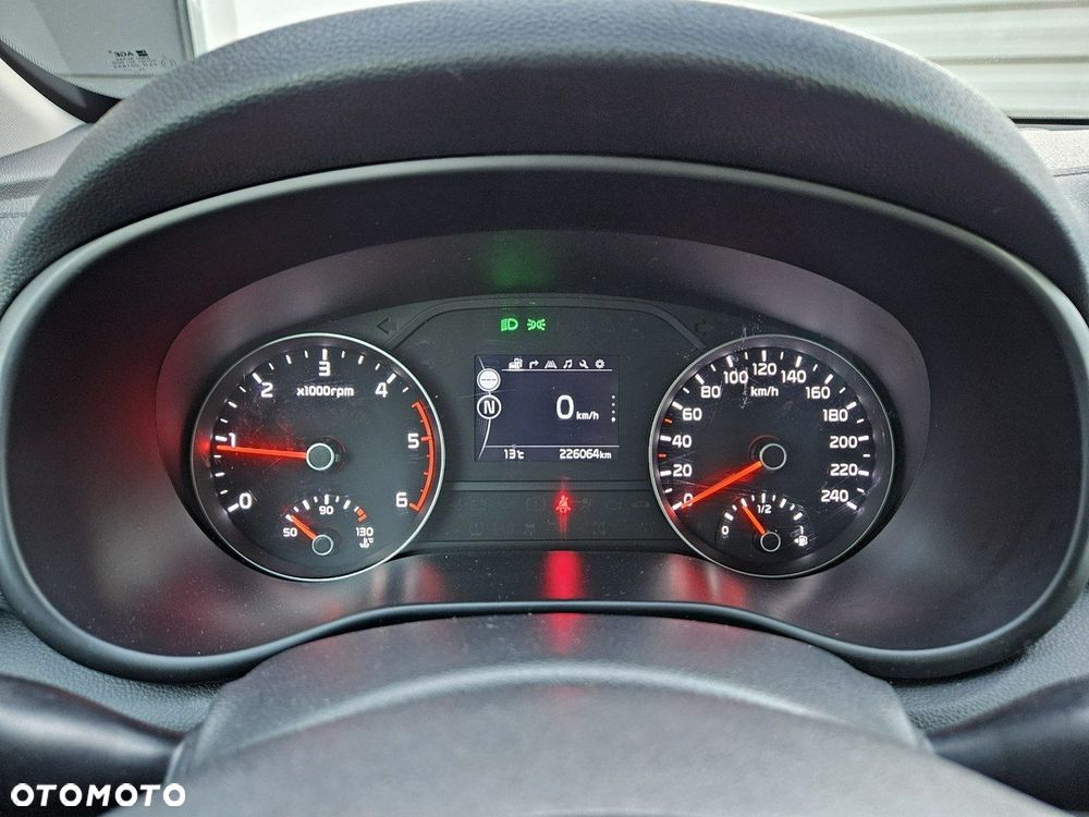 Kia Sportage 2,0 CRDI AWD Platinum - 37